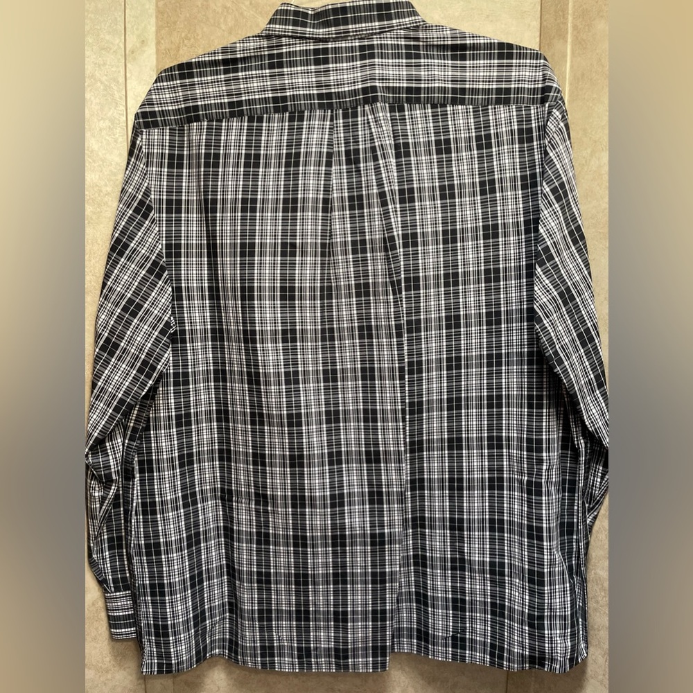 LIKE NEW ROWM button down shirt - Picture 2 of 2